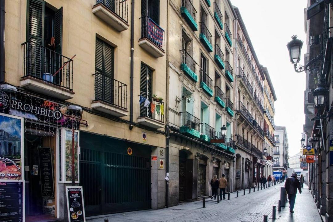 Cruz Apartment Madrid Extérieur photo