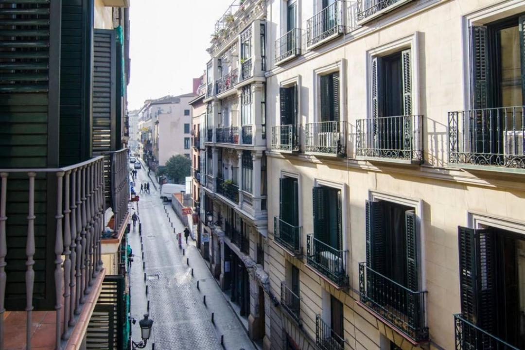 Cruz Apartment Madrid Extérieur photo