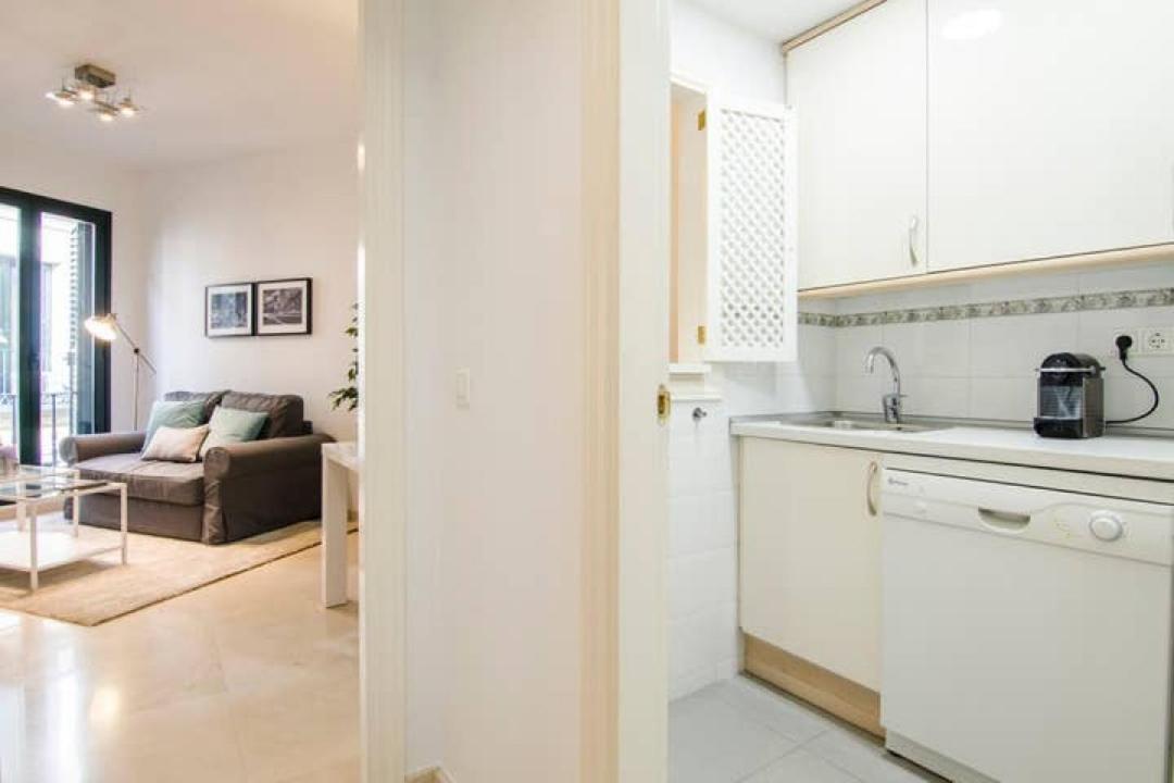 Cruz Apartment Madrid Extérieur photo