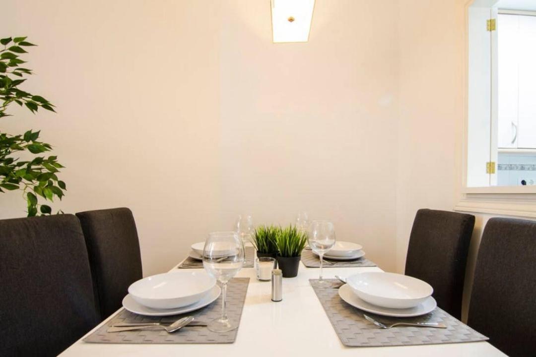 Cruz Apartment Madrid Extérieur photo